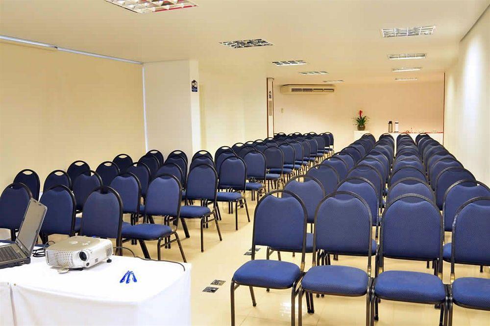 Max Savassi Apart Service Belo Horizonte Bagian luar foto